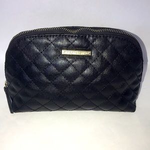 EUC New York & Company Black QUILTED Coated Canvas Make Up Pouch